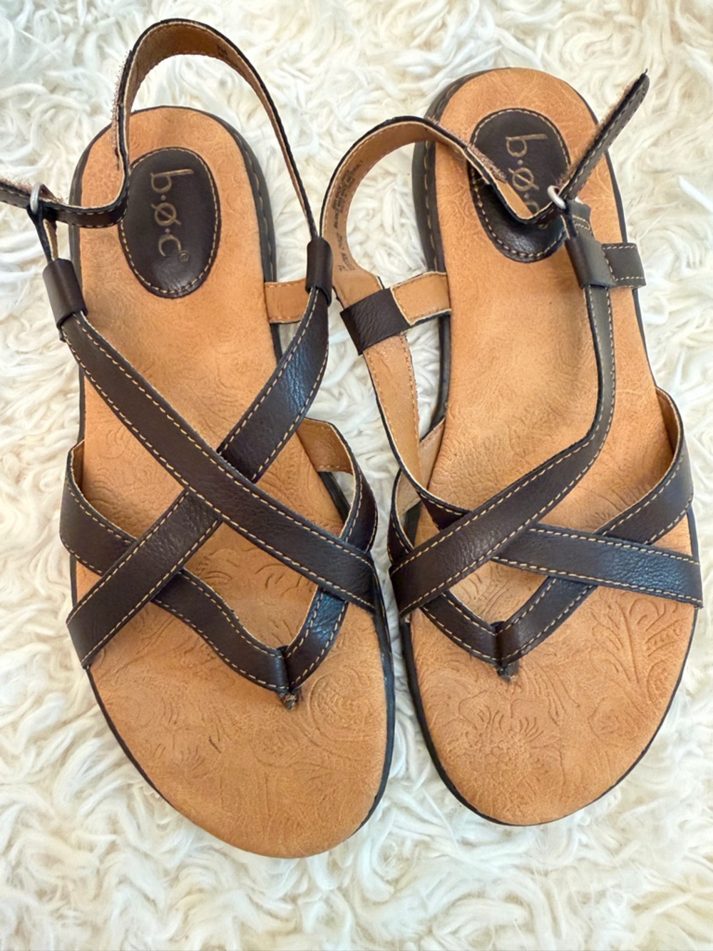 B.O.C. Women's Brown Crisscross leather Sandals size 7